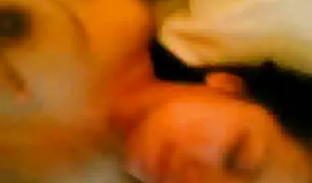 Rasierte sexvideo hd gratis Fotze und große Brüste