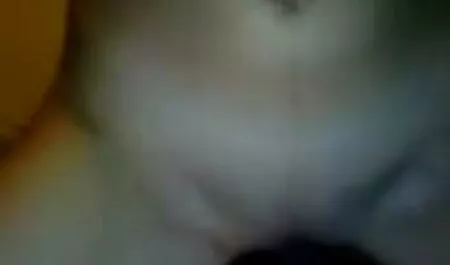Webcam Mädchen saugt hd porn kostenlos einen Dildo