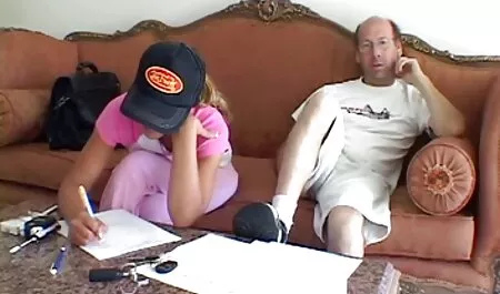 Schönes Tittenmädchen sex hd kostenlos auf Sofa