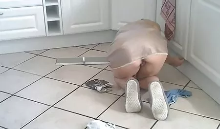 Lesben verehren junge hd sexfilm gratis Prinzessin Füße