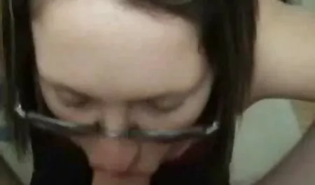 Haarige Fotze des hübschen japanischen porno hd frei Mädchens Creampied