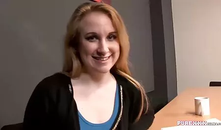 Schöne Nahaufnahmen hd gratis sexfilm von Redhead Daejha Sucking Cock