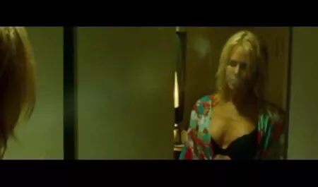 Tony genießt Meagans zarte sexviedeo hd Fotze