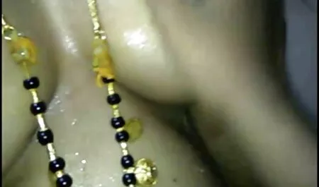 Die sexy tätowierte Ariel sexfilm hd free Lee lutscht meinen Schwanz